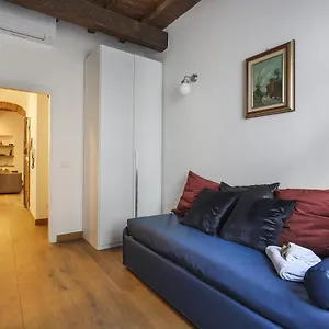 Apartment Oltrarno Modern In Italy