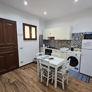 https://la-maiolica-blu.sicilyhotelsitaly.net